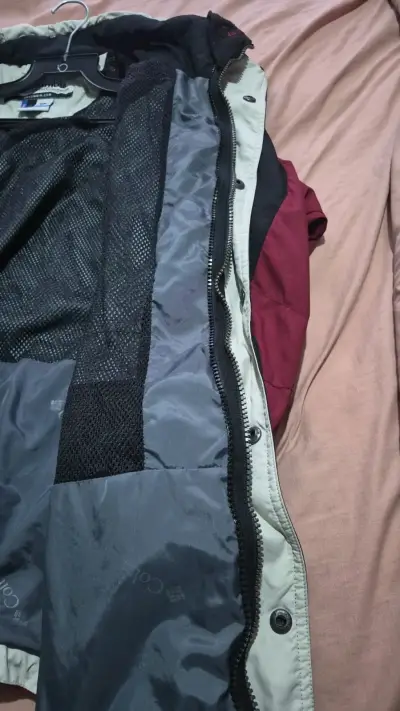 Chaqueta Columbia negra y burdeos - miniatura 4