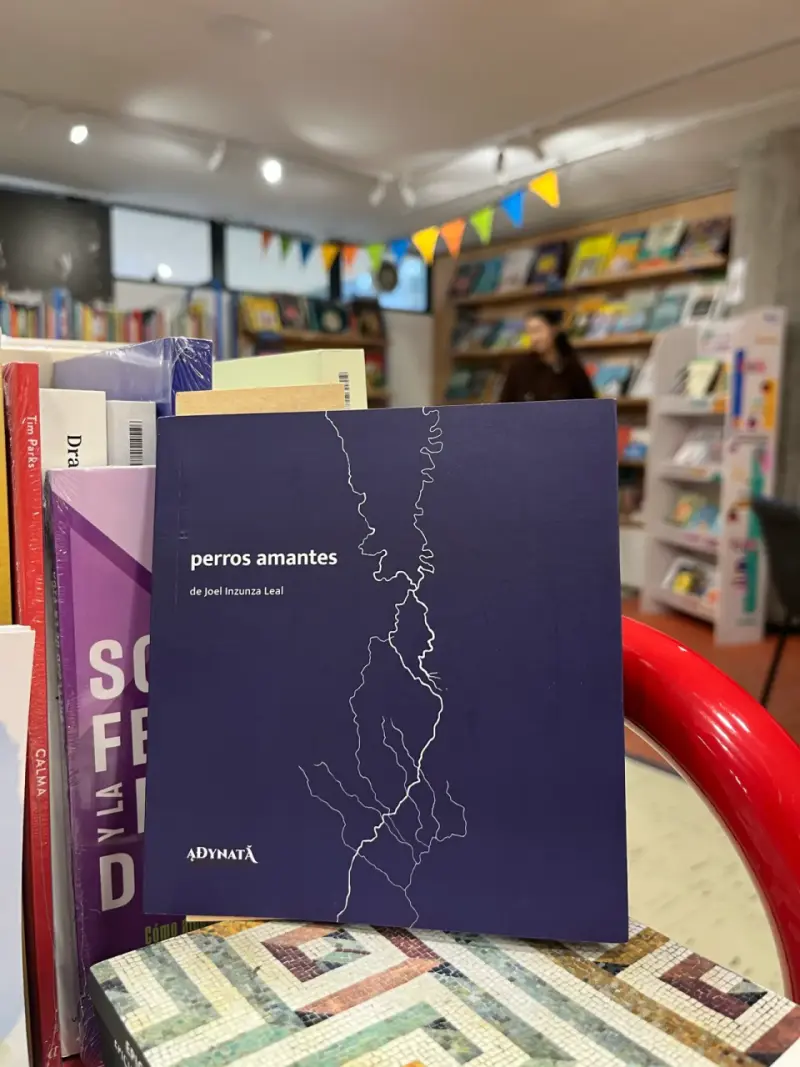 Libro 'Perros Amantes' de Joel Inzunza