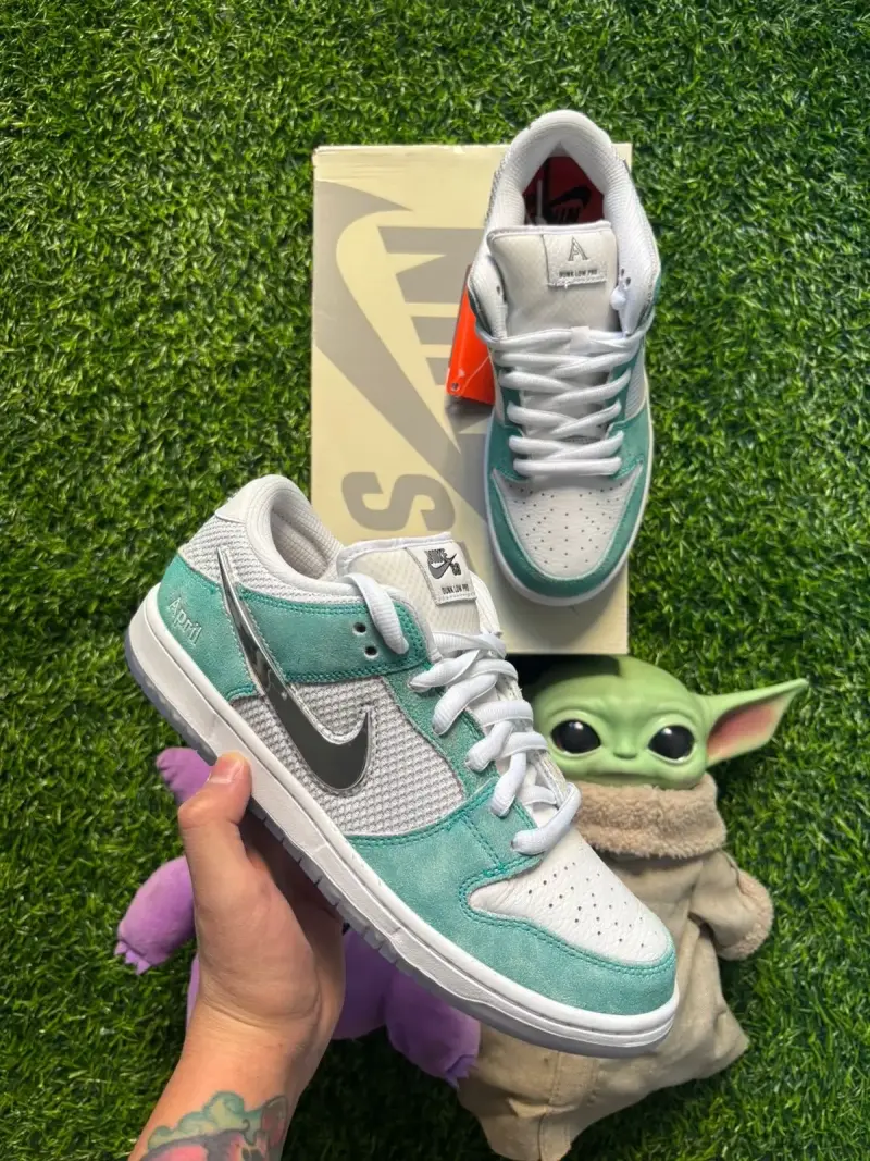 Dunk Sb April - 1