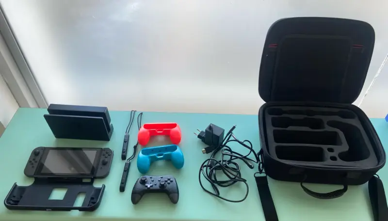 Nintendo Swich - 4