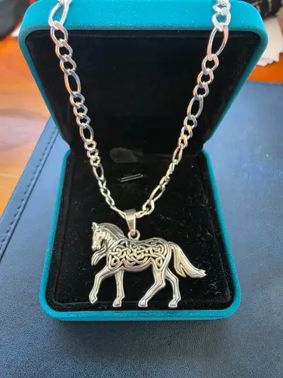 Collar de caballo en cadena plateada - miniatura 1