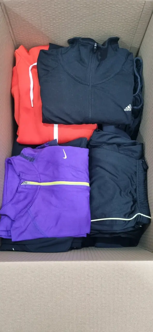 Caja de ropa deportiva premium Nike - Adidas - 2