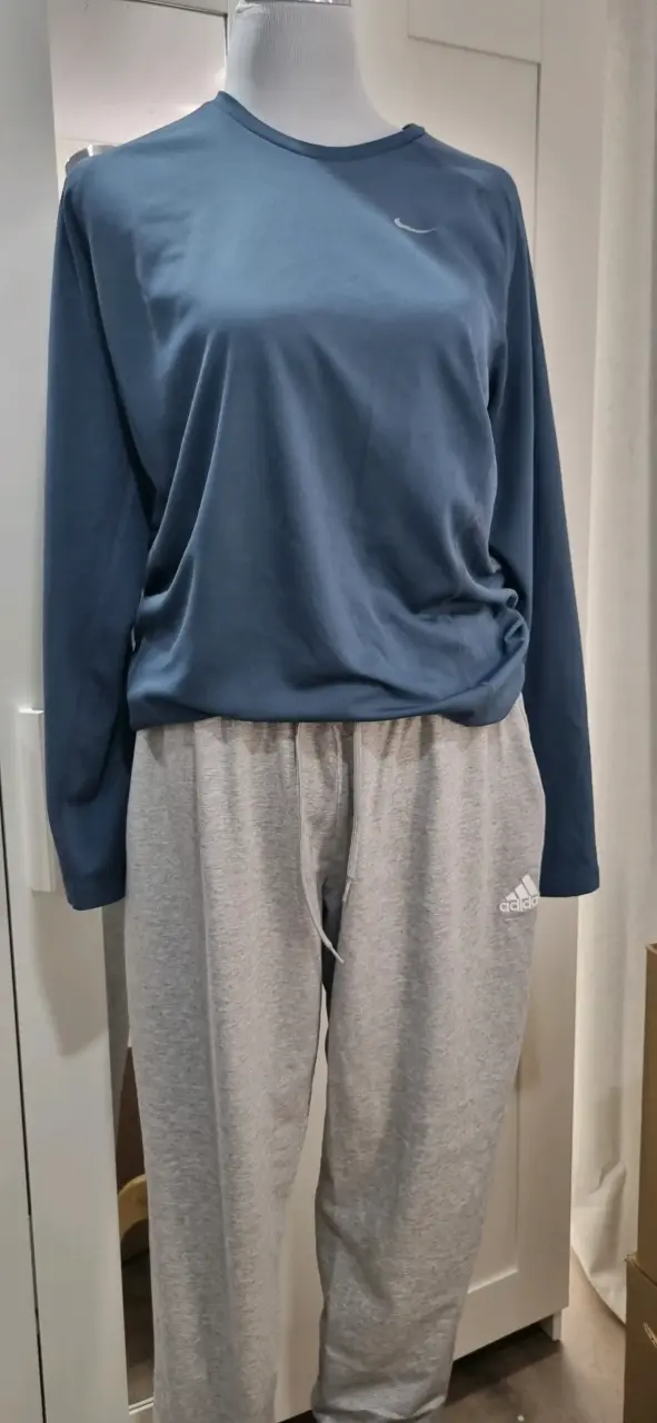 Caja de ropa deportiva premium Nike - Adidas - 6