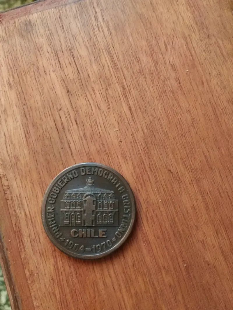 Medalla conmemorativa Eduardo Frei - 2