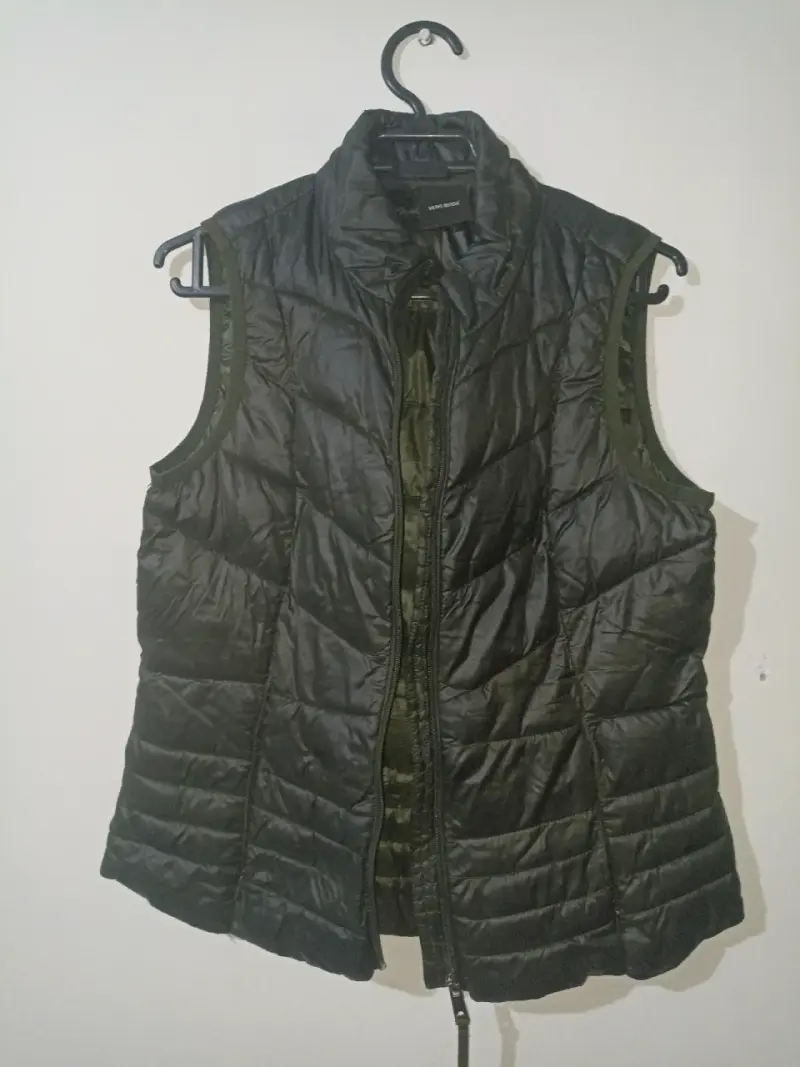 Chaleco acolchado verde para mujer - 1