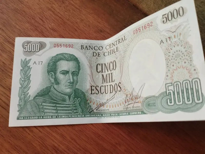Billete 5000 escudos chileno - 1