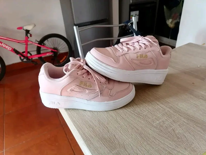 Zapatillas Fila rosas de mujer - 2