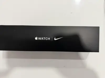 Apple Watch Series 5 44mm Nike - miniatura 2