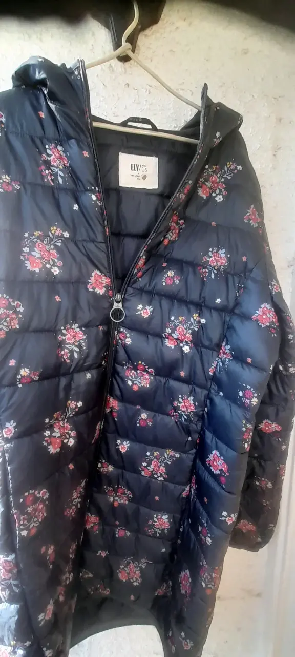 Chaqueta acolchada estampada floral - 4