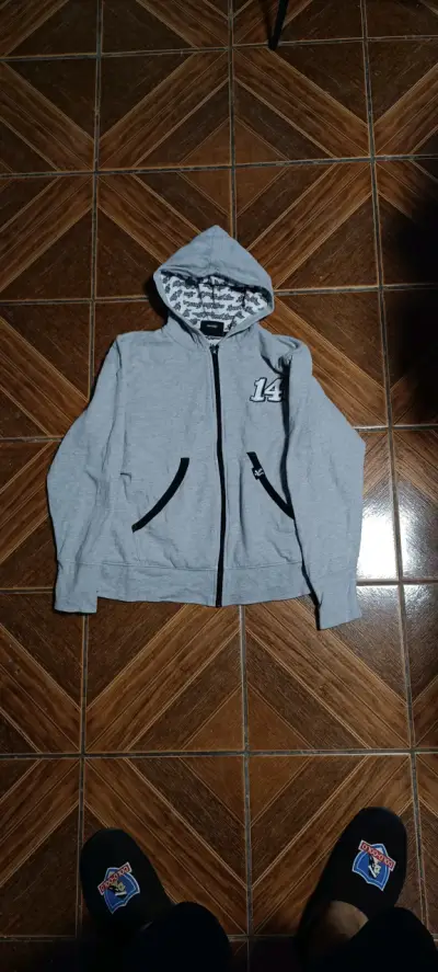 Polerón gris nascar - miniatura 1