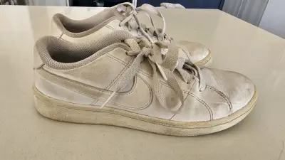 Zapatillas Court Royale 2 Nike Blancas - miniatura 2