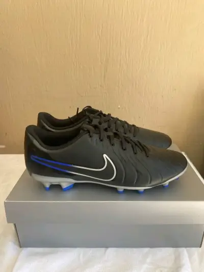 Botines de fútbol negros Nike - miniatura 1