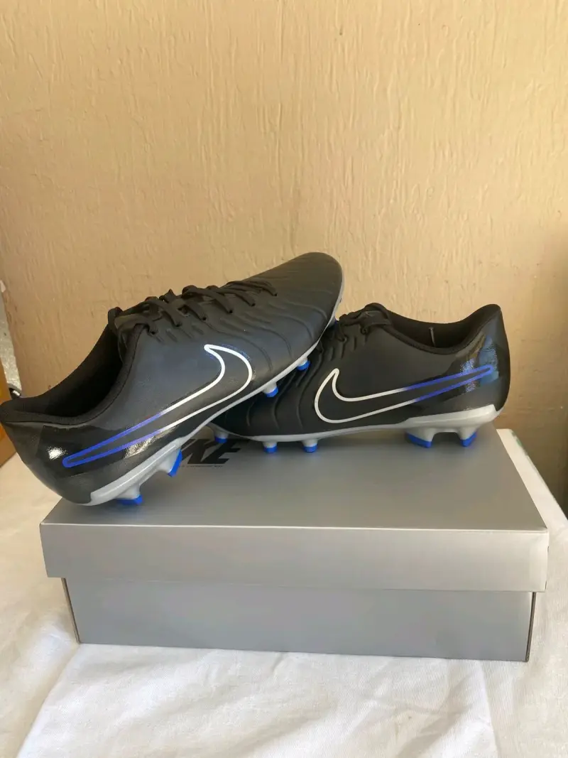 Botines de fútbol negros Nike - 2