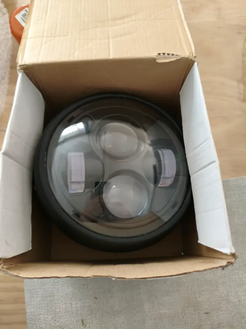 Foco LED redondo negro pará moto nuevo - 1