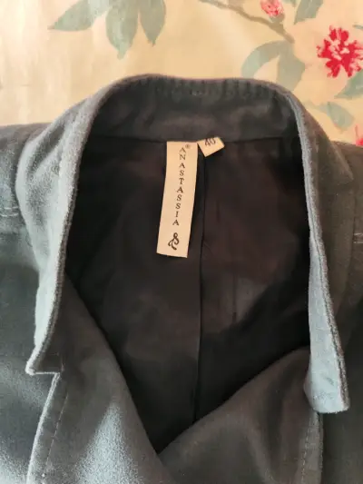 Chaqueta verde petróleo con botones - miniatura 2