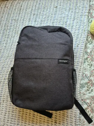 Mochila Negra Kensington - miniatura 1