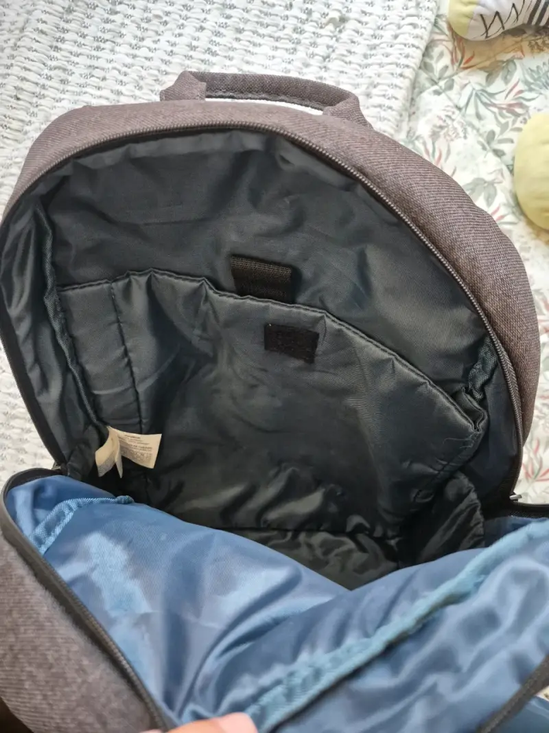 Mochila Negra Kensington - 3
