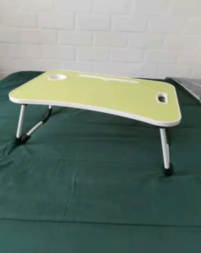 Mesita portátil verde para cama - miniatura 2