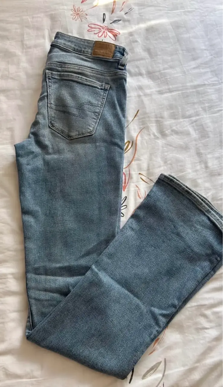 Jeans American Eagle azul claro - 2