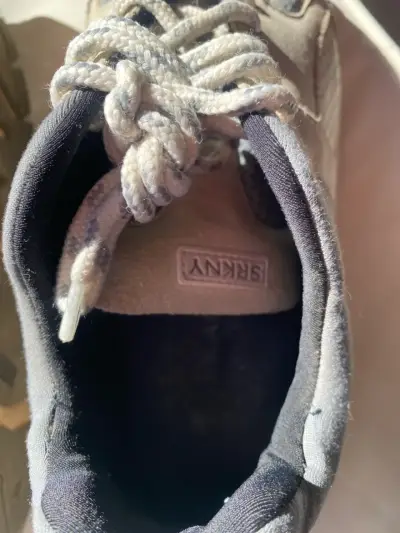 Zapatillas deportivas grises usadas - miniatura 3