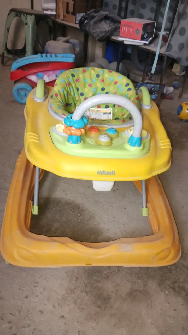 Andador para bebé Infanti