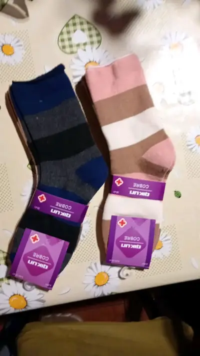 Pack de calcetines de colores - miniatura 3