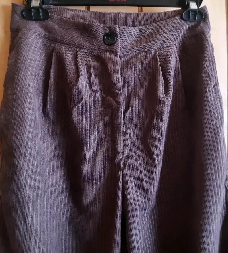 Pantalones de pana marrones - 2
