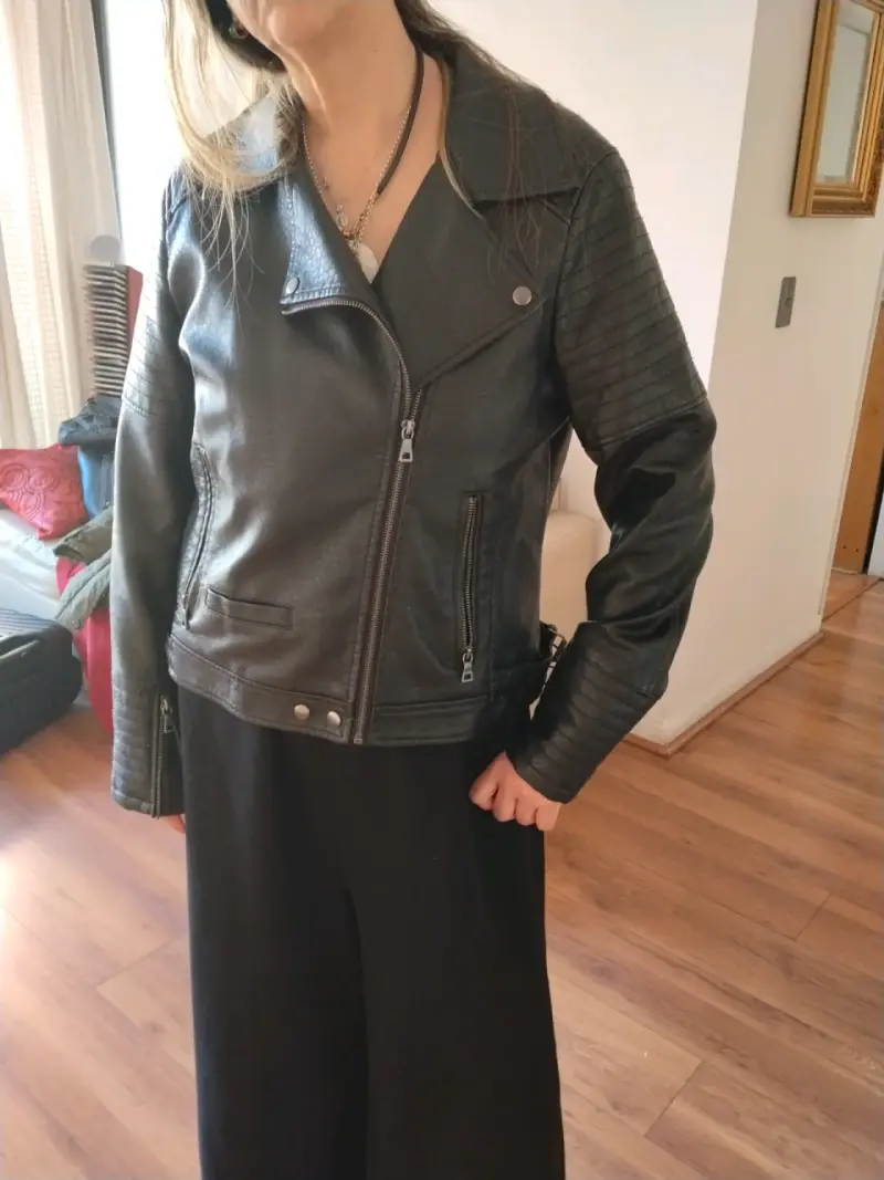 Chaqueta de cuero negra - 2