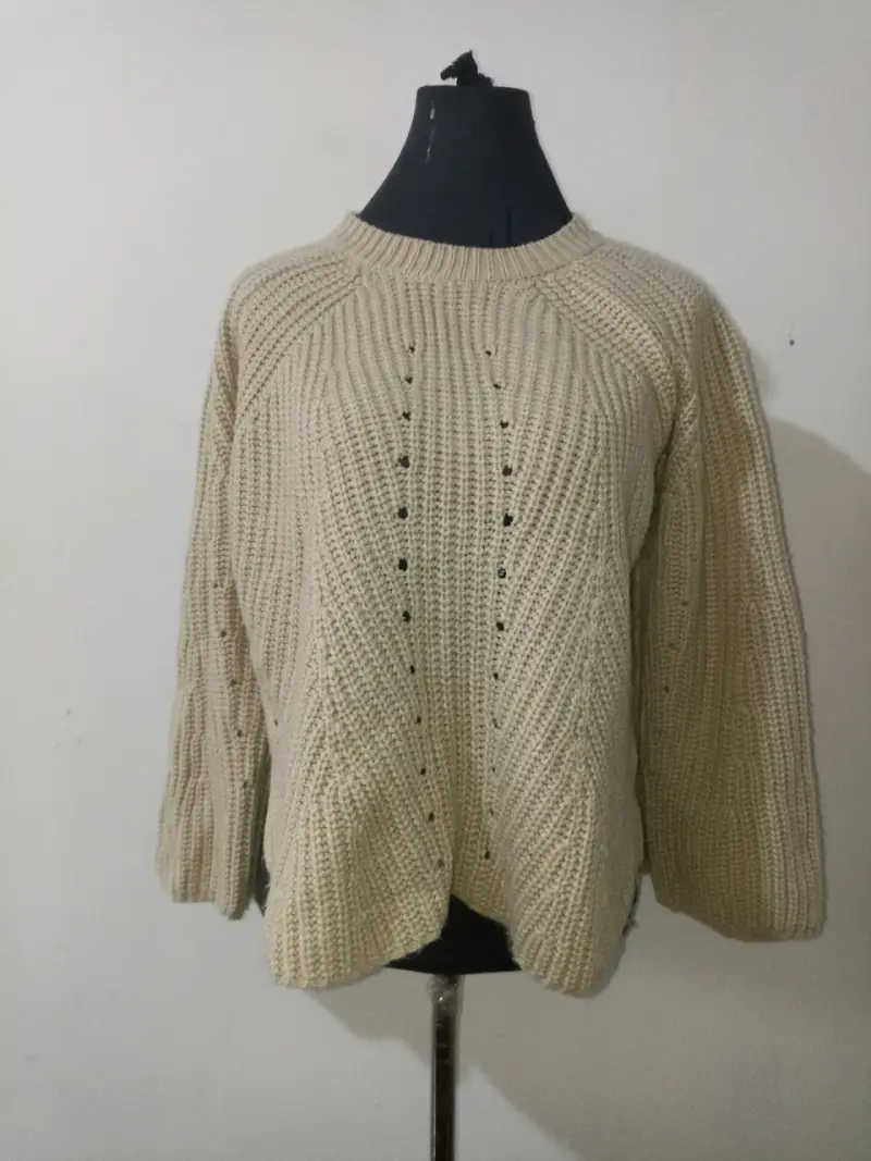 Suéter de lana beige