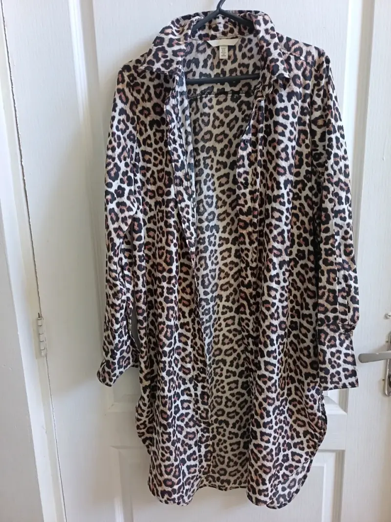 Blusa larga estampado animal print - 1