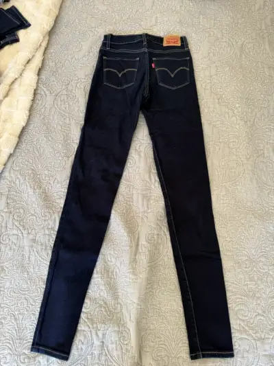 Jeans Levis pitillo azul oscuro - miniatura 2