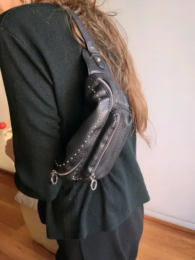 Banano negro con tachas - miniatura 2