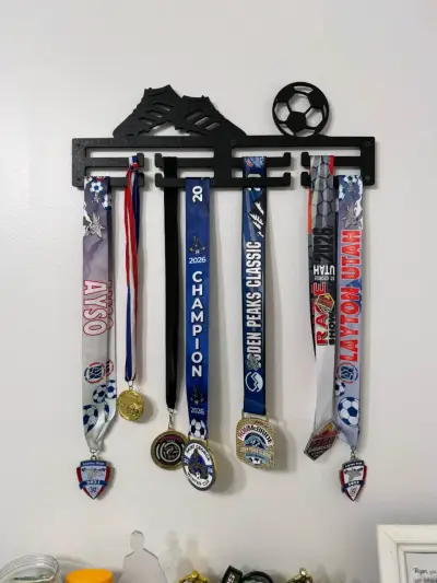 Colgador medallas fútbol - miniatura 5