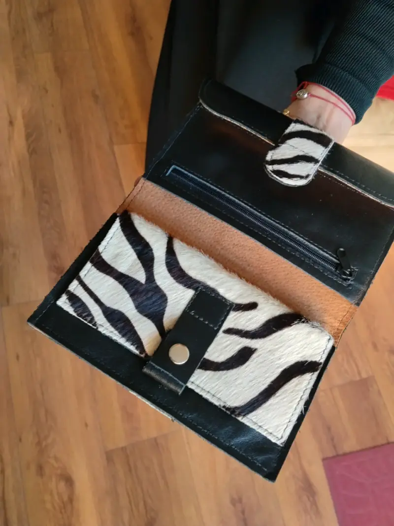 Billetera de cuero estampado cebra - 2