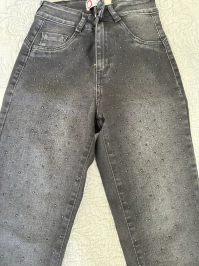 Jeans negros Amalia con mostacillas - miniatura 2