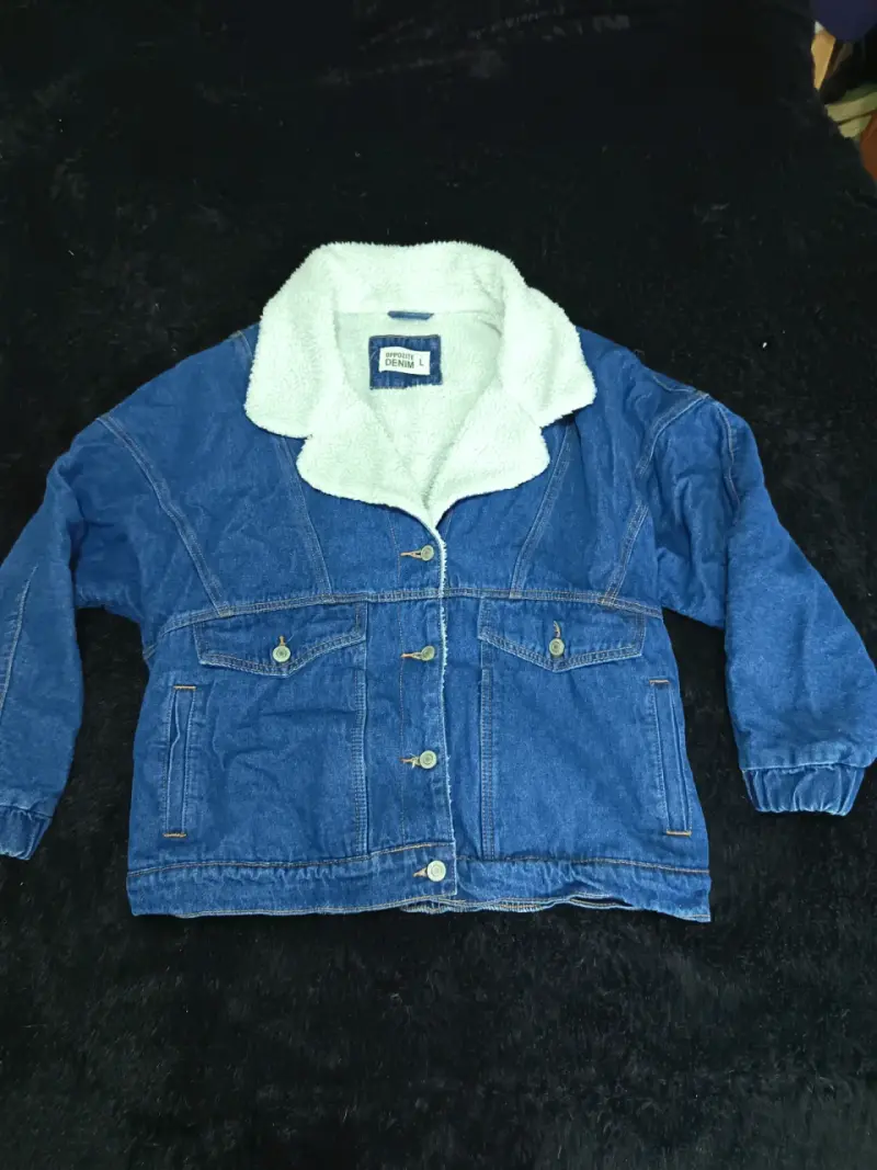 Chaqueta mezclilla con chiporro opposite - 1