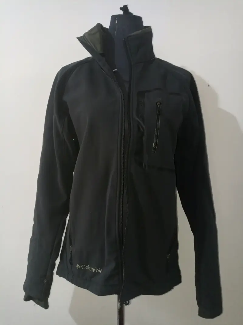 Chaqueta negra Columbia hombre