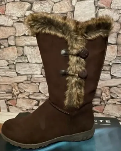 Botas de invierno con forro de piel - miniatura 1