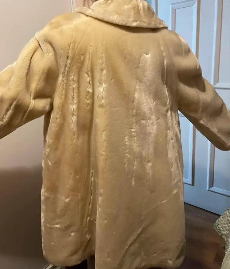 Abrigo de piel beige - 3