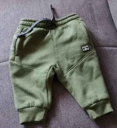 Conjunto infantil camuflado verde - miniatura 2