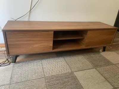 Rack de madera para TV - miniatura 1