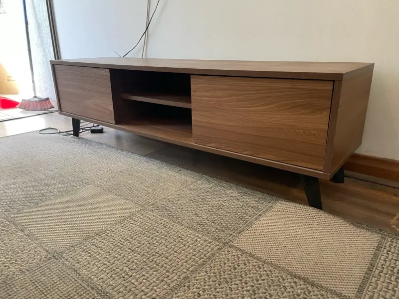 Rack de madera para TV - 2