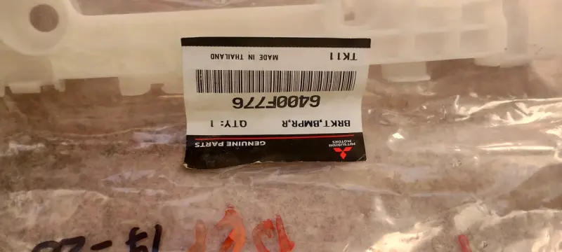 Ménsula del der. Mitsubishi L200 - 2