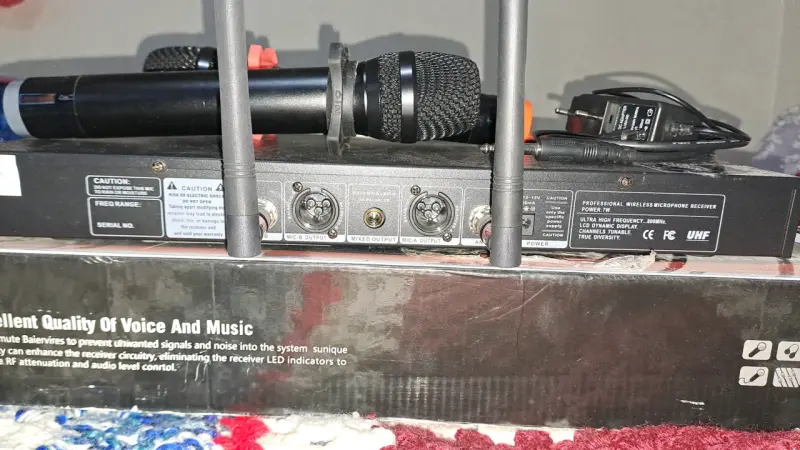 Micrófonos inalámbricos SOKC - 3