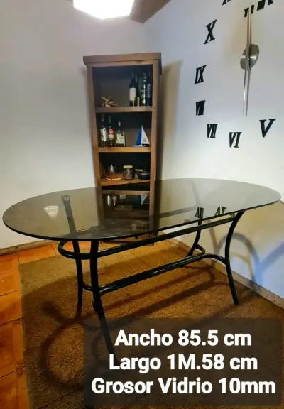 Mesa de comedor de vidrio - miniatura 1