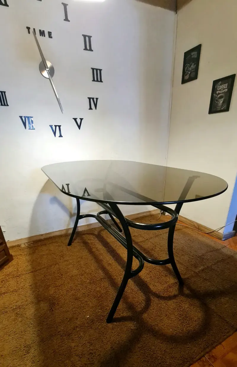 Mesa de comedor de vidrio - 3