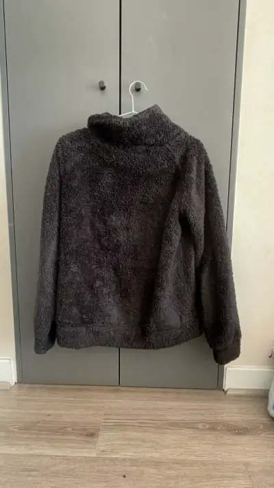 Chaqueta polar negra - miniatura 4