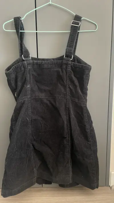 Vestido de pana negro con botones - miniatura 2