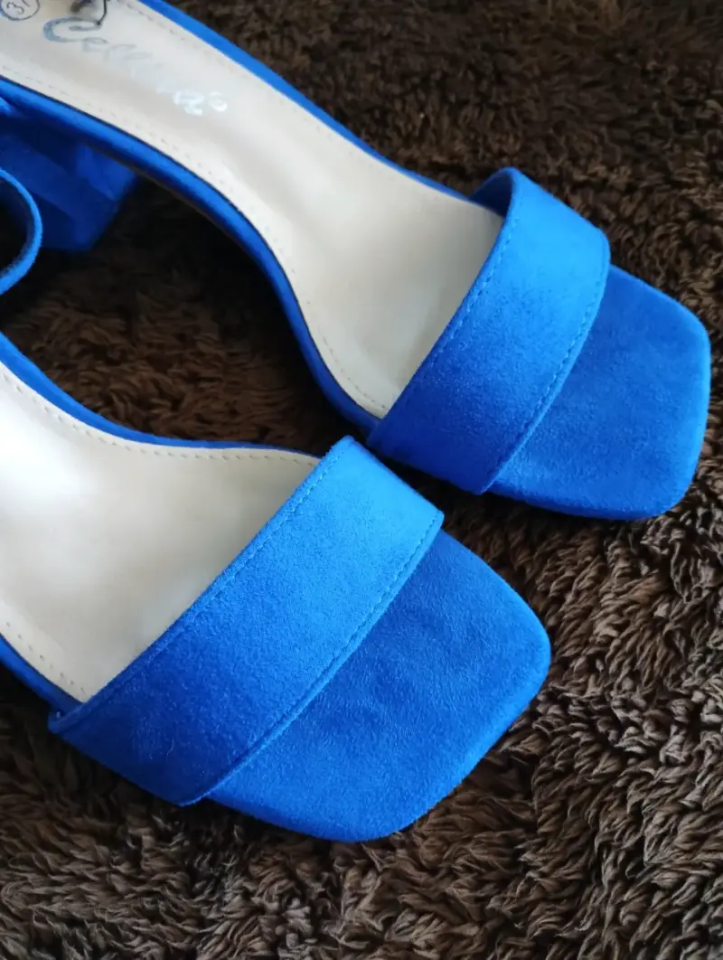 Sandalias azules de taco medio - 2