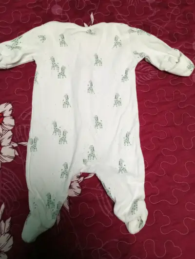 Pijama enterito estampado bebé - miniatura 2